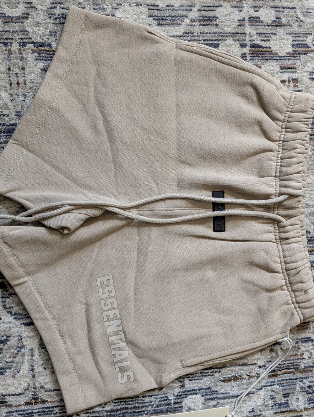 Fear of God ESSENTIALS Fleece Shorts Dusty Beige XXS NWT